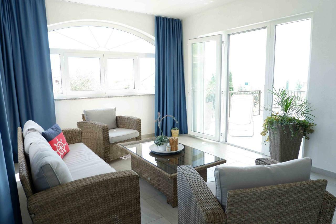 Apartment Ponos كرك المظهر الخارجي الصورة